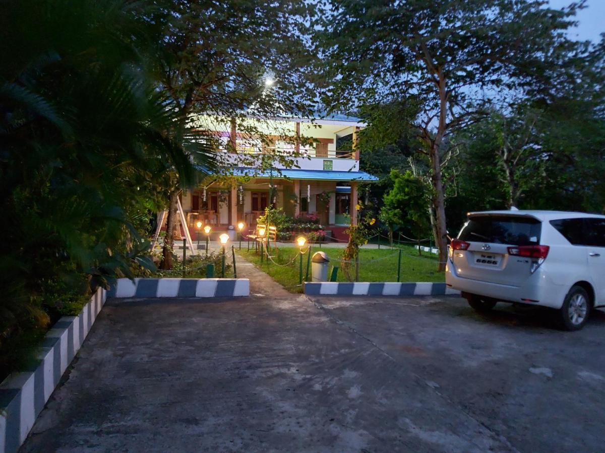The Midway Jungle Resort Masinagudi Dış mekan fotoğraf